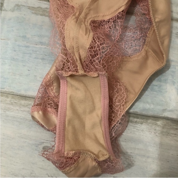 Victoria’s Secret Dream Angels Brazilian Panty Satin Lace Luxe High Waist M/M - Picture 3 of 6